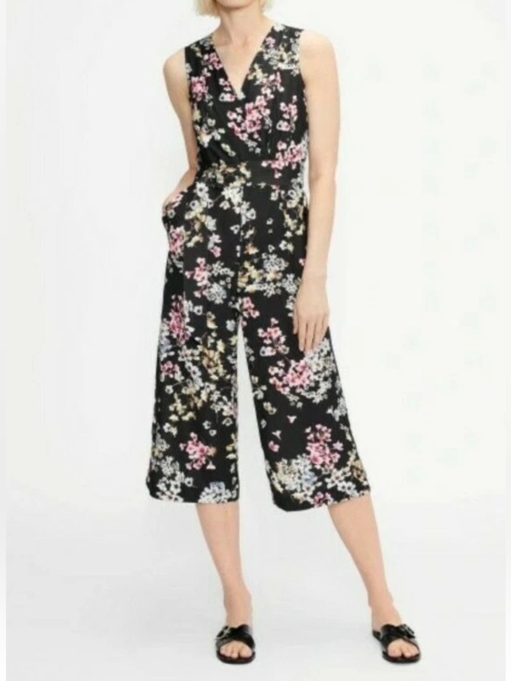 Ted Baker Islana Jasmine Floral Print Surplice Neck jumpsuit In Black US 8 /10
